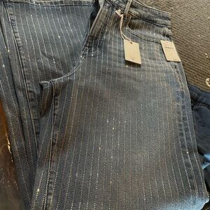 Good American Blue Flare Wide Leg Jeans with Pinstripe Elegance